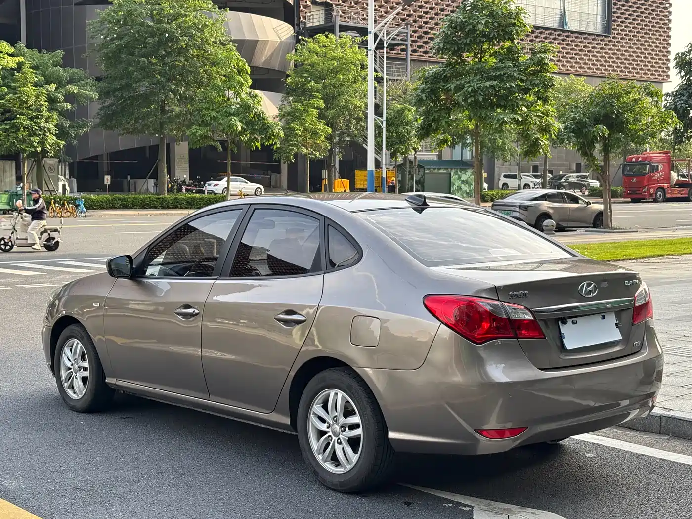 Hyundai Elantra 2011 1.6L Automatic Comfort фото 20