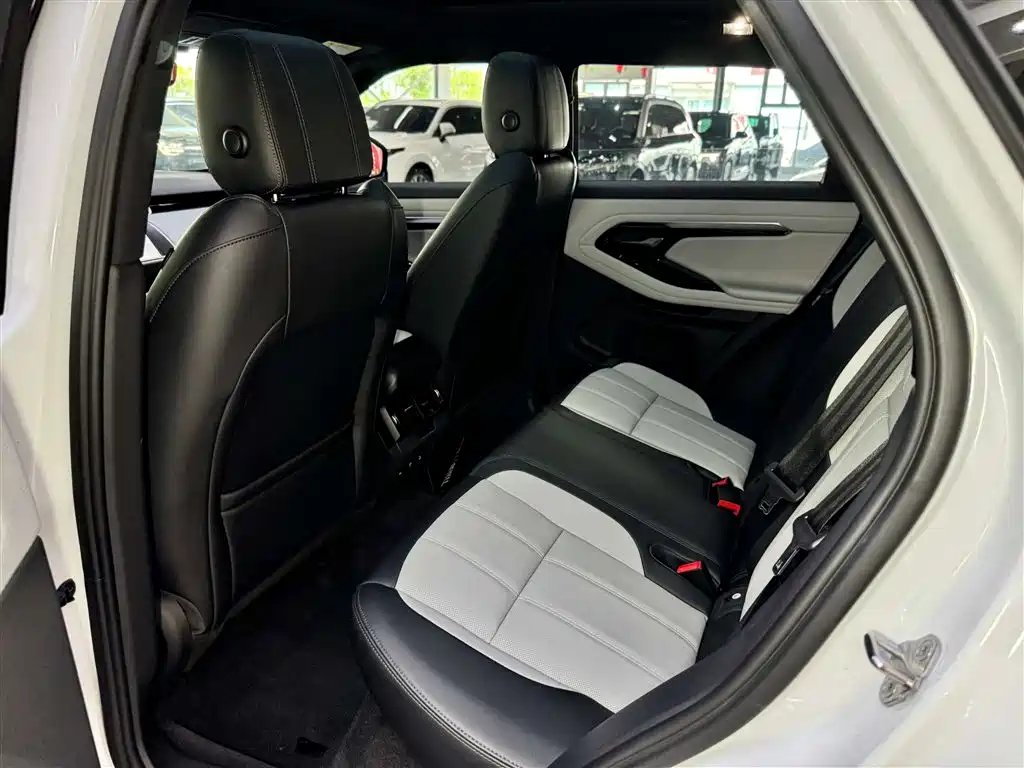Land Rover Range Rover Evoque 2020 Model 249PS R-DYNAMIC S Gloss Black Sport Edition фото 25