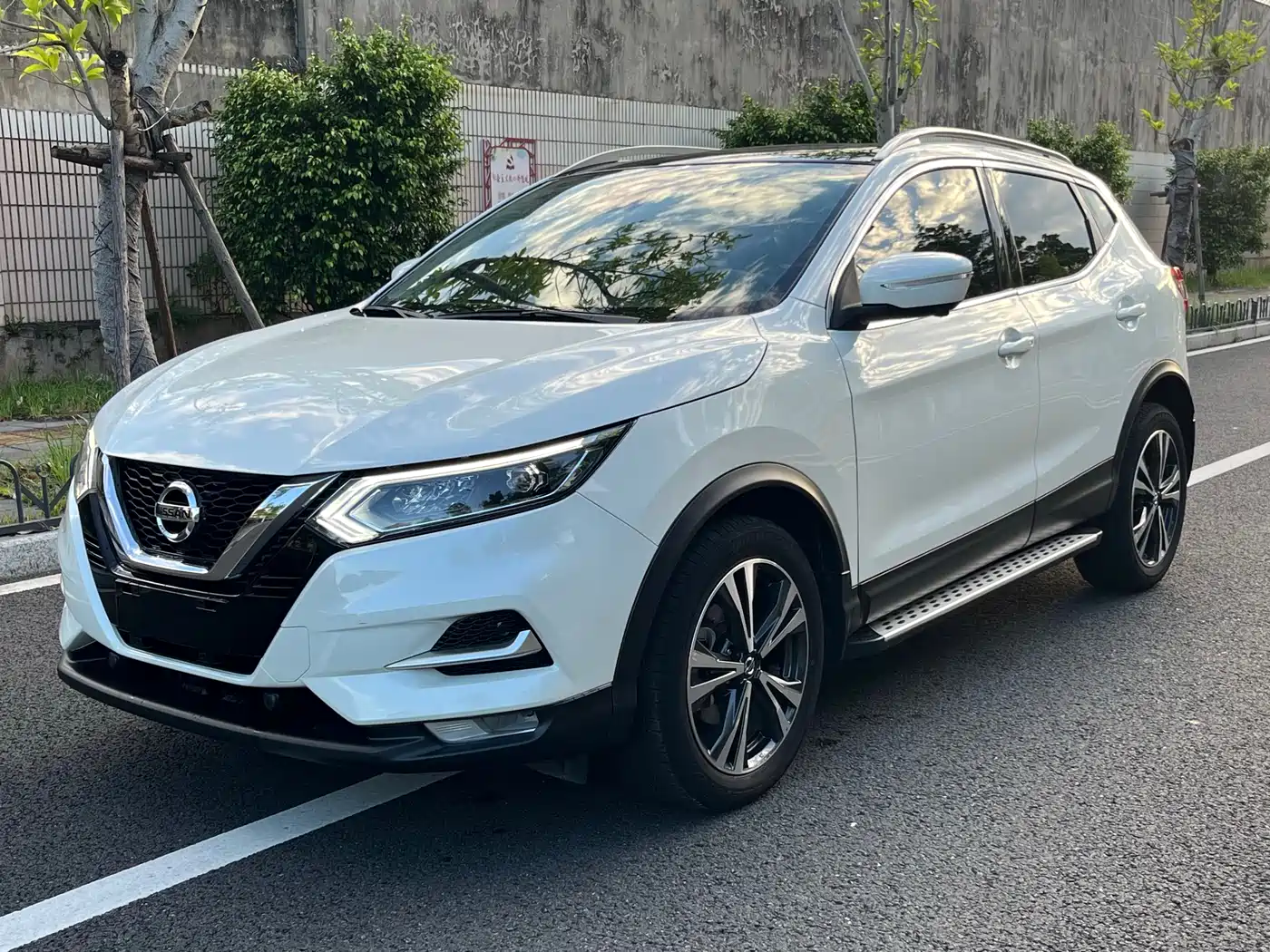 Nissan Qashqai 2021 2.0L CVT Luxury Version