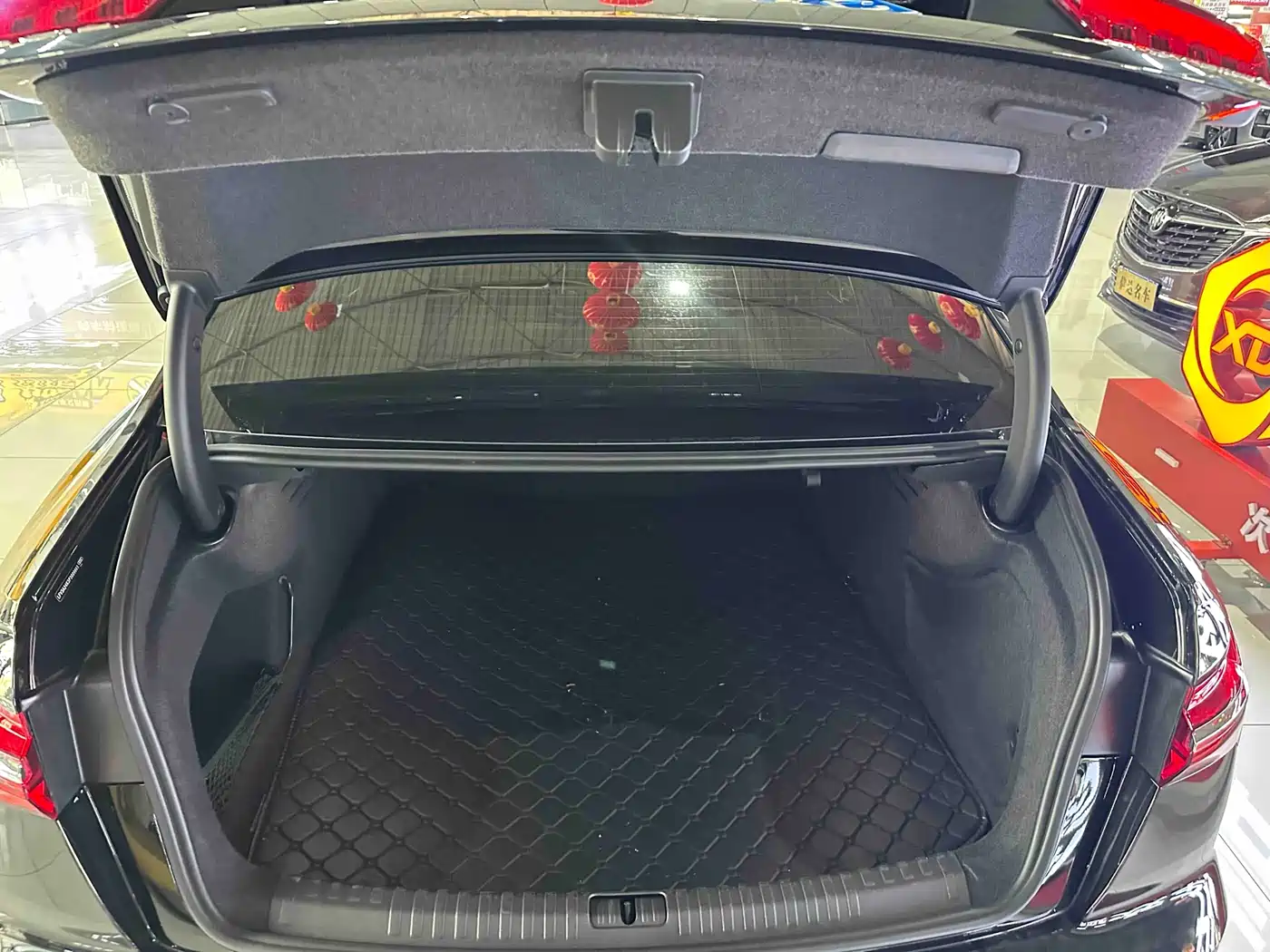 Audi A6L 2023 40 TFSI Luxury Dynamic фото 17