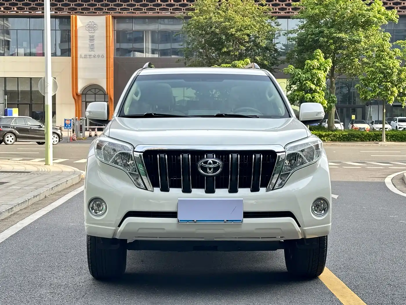 Toyota Prado 2016 2.7L Auto Standard Edition фото 2