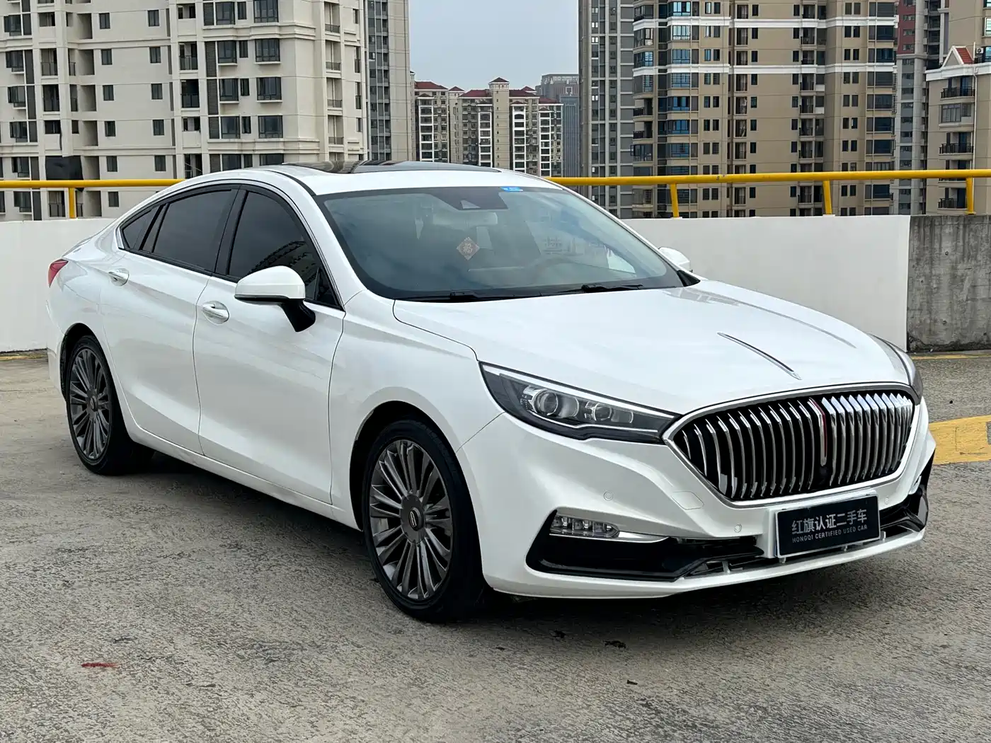 Hongqi H5 2020 1.8T Automatic Smart Connection Qi Enjoy Edition фото 3
