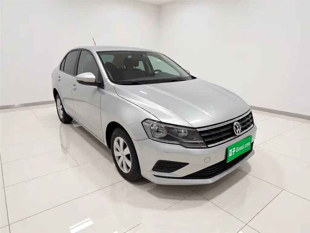 Volkswagen Jetta 2017 1.5L Manual Fashion фото 3