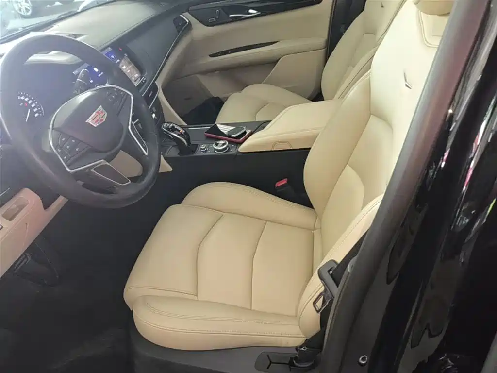 Cadillac CT6 2021 28T Fashion фото 15