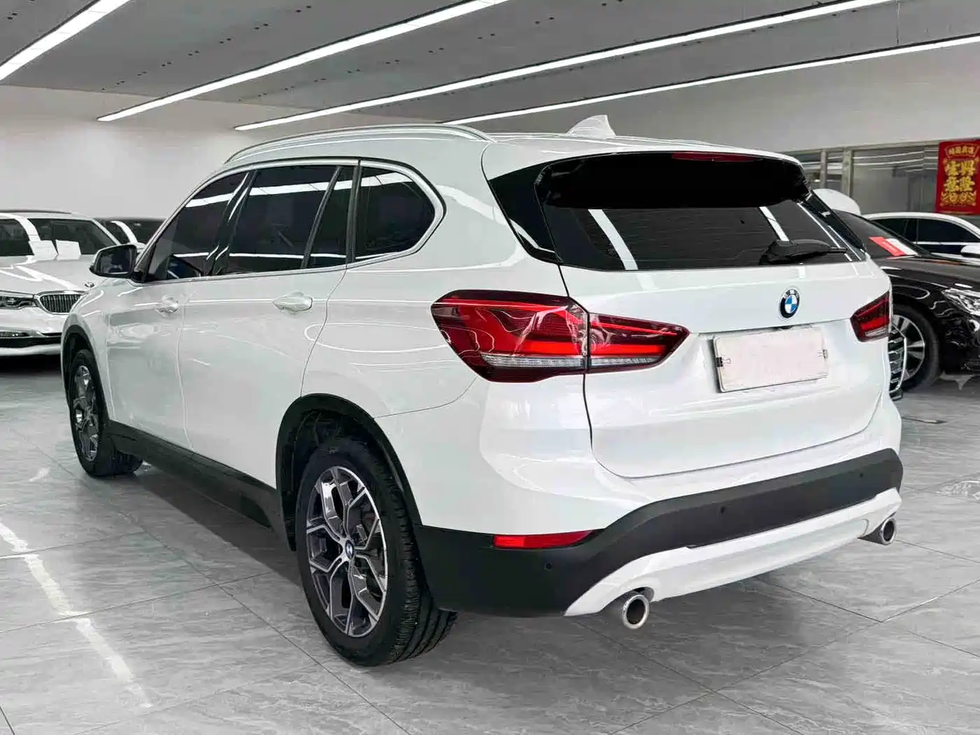 BMW X1 2022 sDrive25Li Leading фото 4