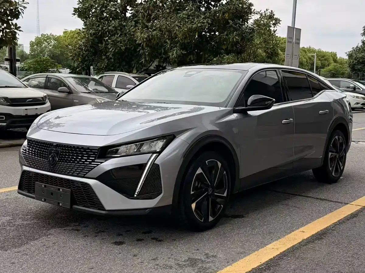 Peugeot 408X 2023 Charm Edition
