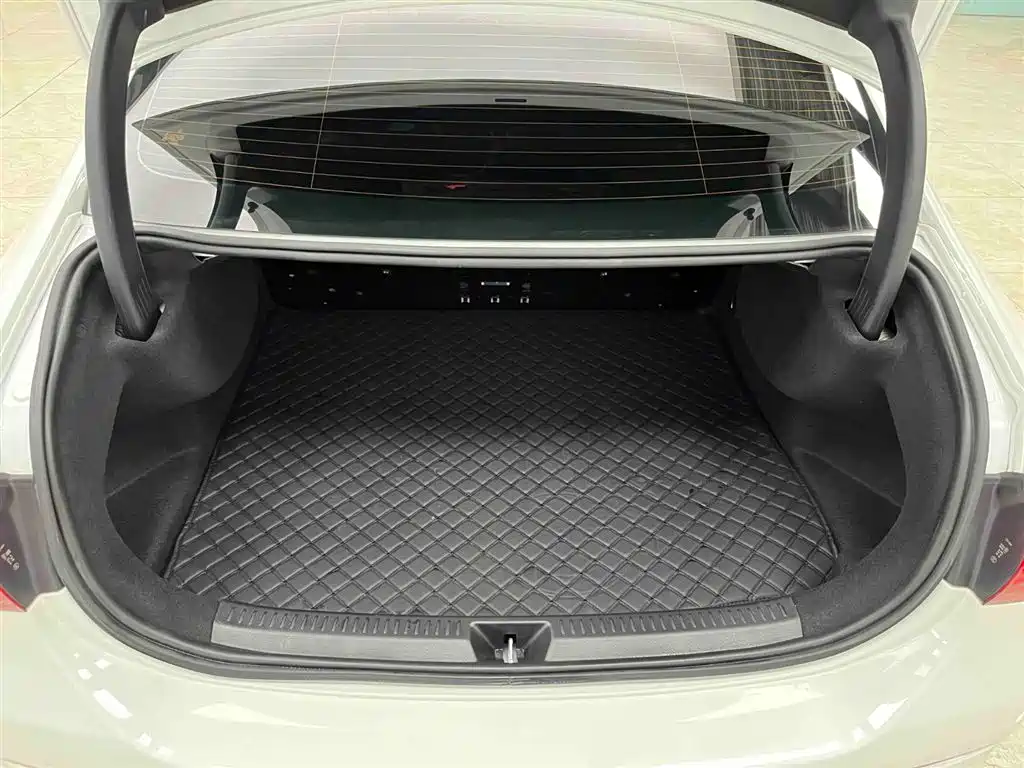 Mercedes-Benz A-Class 2023 A 180 L фото 17