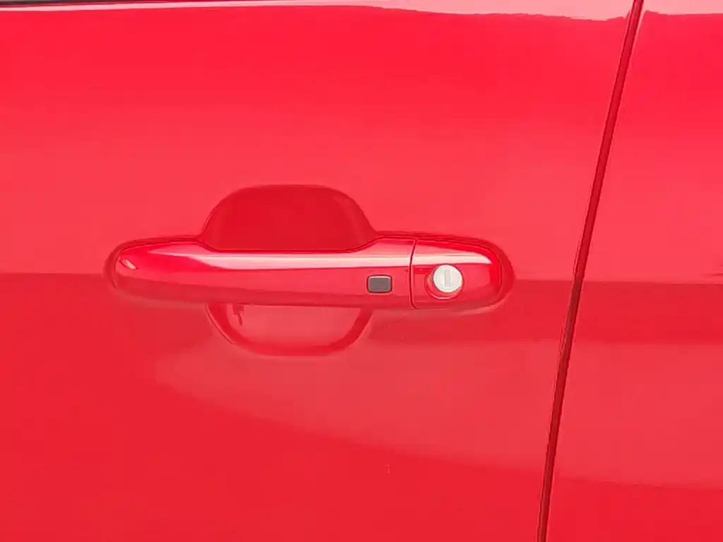 Фото 18 - Geely Vision X3