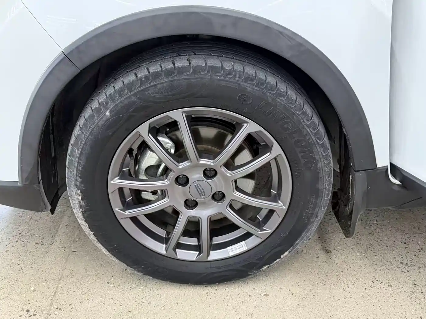 GEELY AUTOMOBILE VISION X3