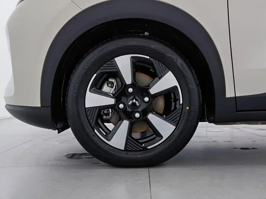Photo 17 - Wuling Motors Wuling Binguo PLUS