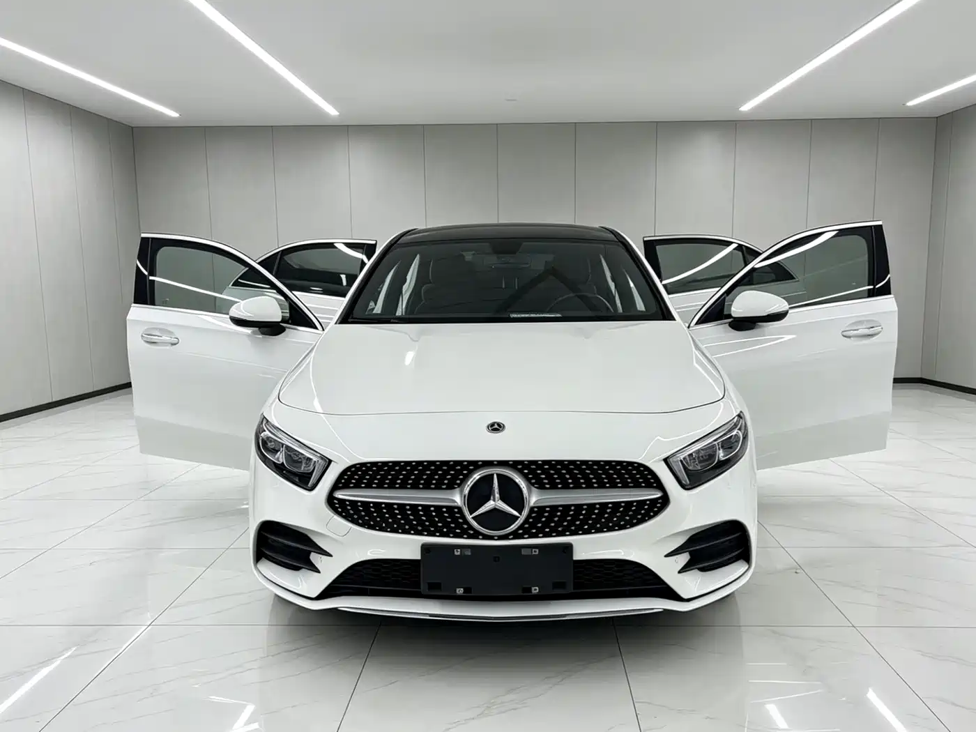 Mercedes-Benz A-Class 2020 Facelift A 200 L Sport Sedan Fashion