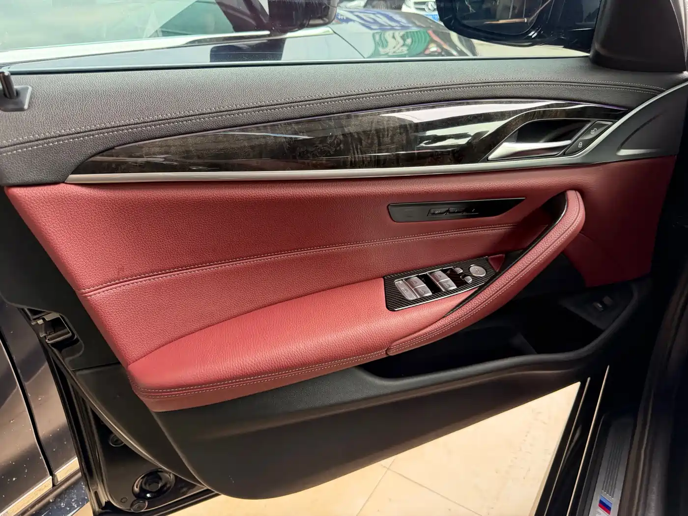 BMW 5 Series 2020 530Li Leading M Sport Package фото 8
