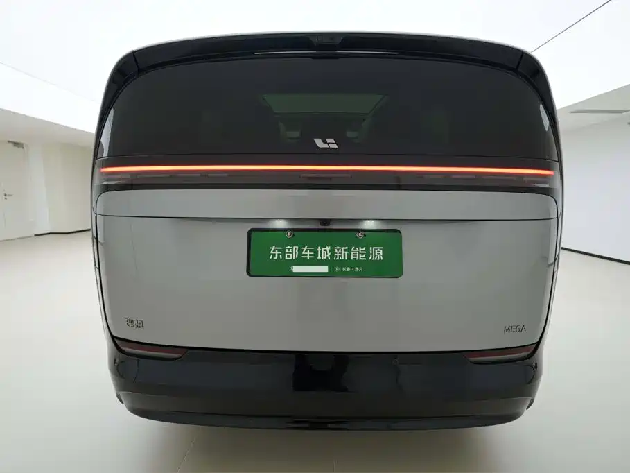 Li Auto MEGA 2025 2025 Model Home Family Special Edition