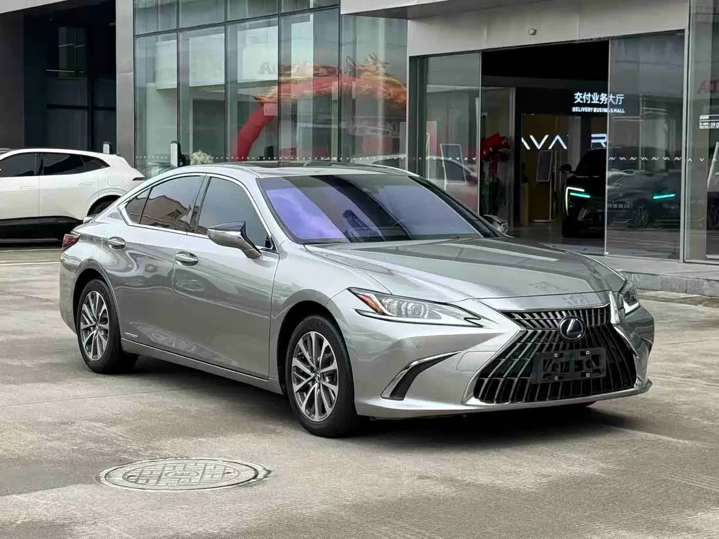 Lexus ES 2021 300h Excellence Edition