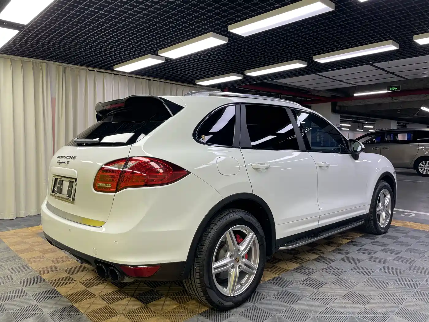 Porsche Cayenne 2011 Cayenne 3.0T фото 8
