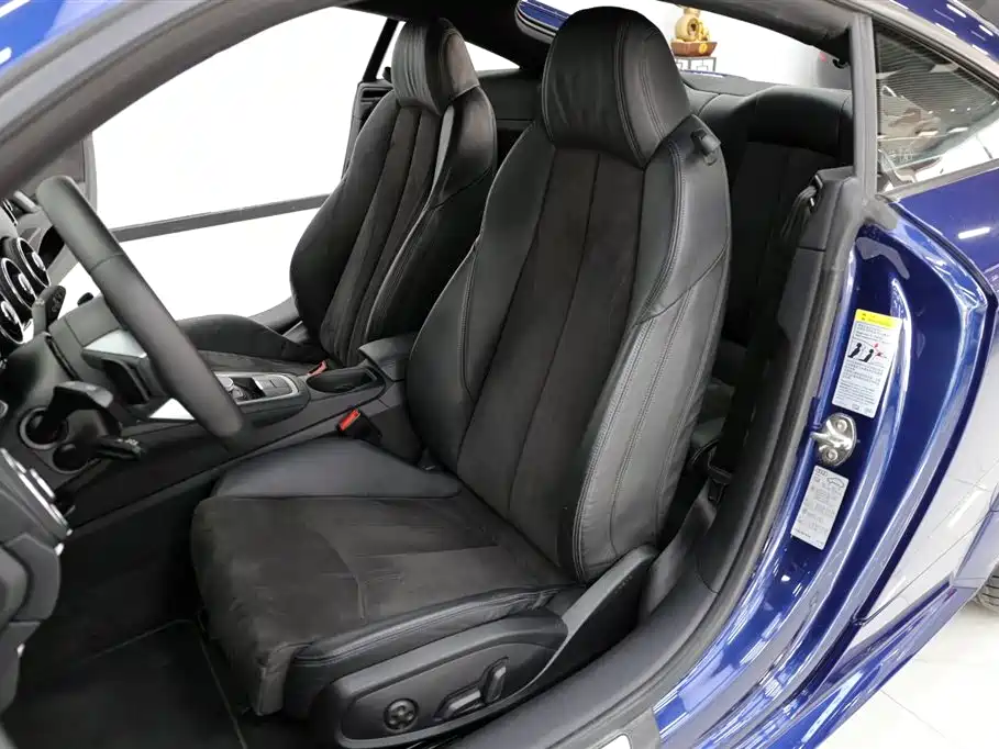 Audi TT 2015 TT Coupe 45 TFSI quattro фото 7