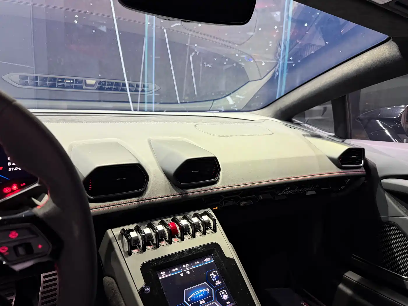 LAMBORGHINI HURACÁN