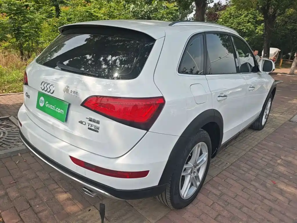 Фото 7 - Audi Q5