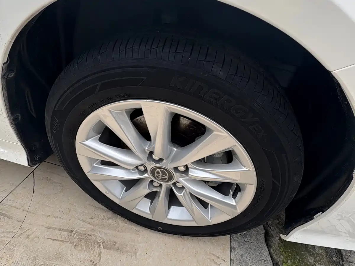 Toyota Corolla 2023 1.8L Smart Hybrid Dual Engine Pioneer Edition фото 5