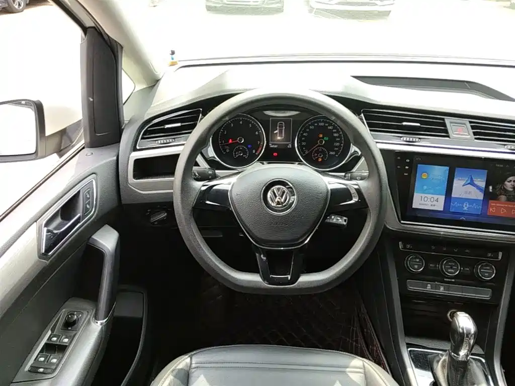 Volkswagen Touran 2016 Touran L 280TSI DSG Comfortline фото 11
