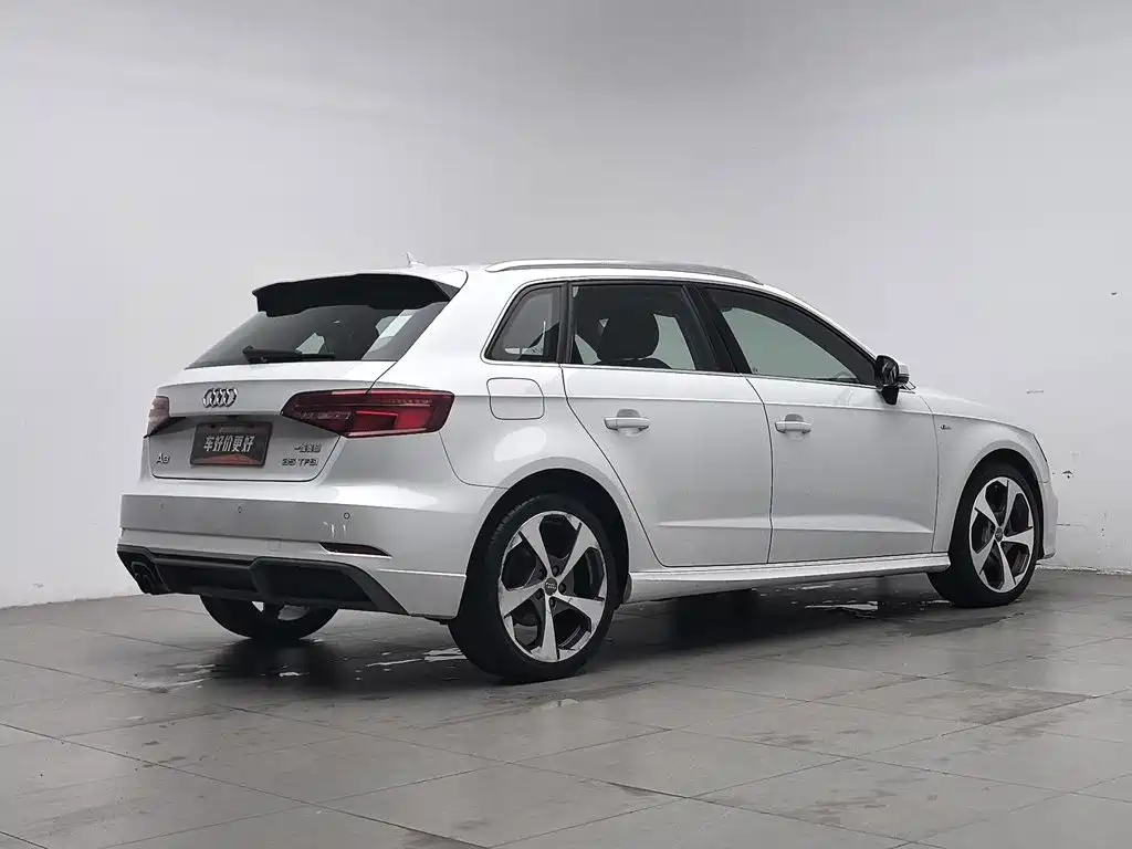 Фото 2 - Audi A3
