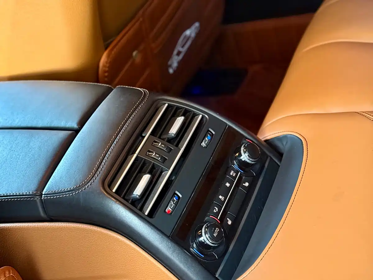 BMW 6 Series 2016 640i xDrive Gran Coupe фото 16