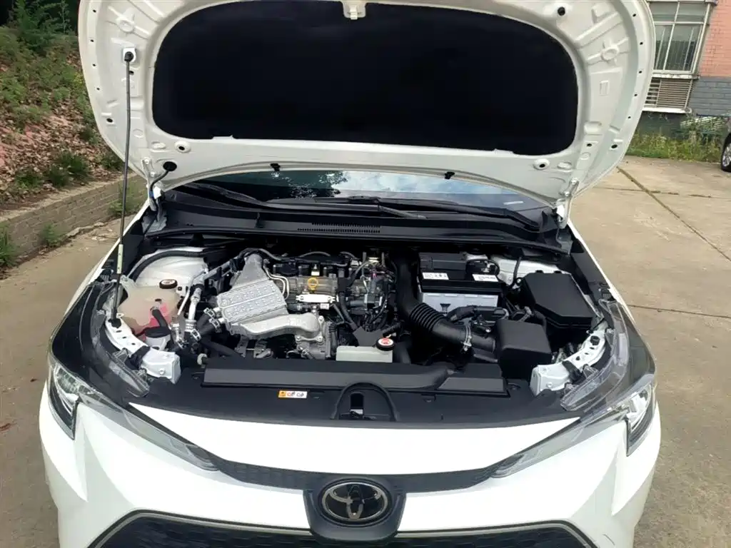 Toyota Levin 2023 185T CVT Luxury фото 20