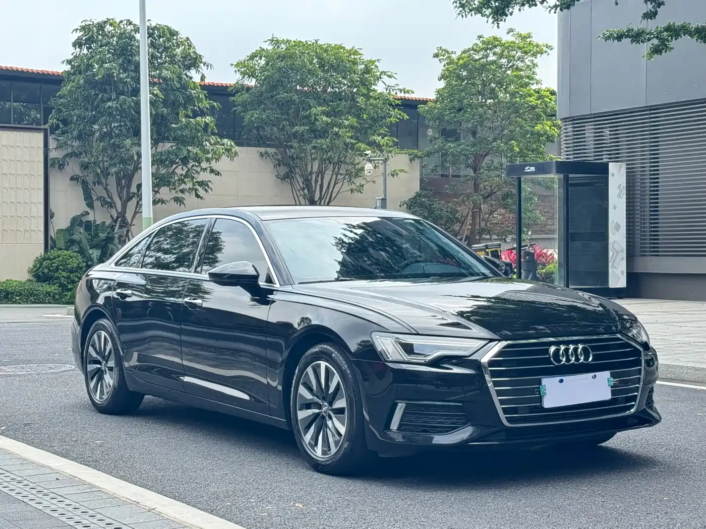 Audi A6L 2021 45 TFSI Exclusive Elegance фото 3