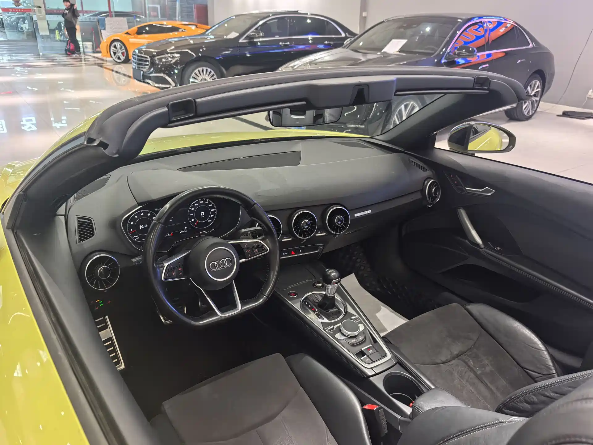Фото 7 - Audi TT