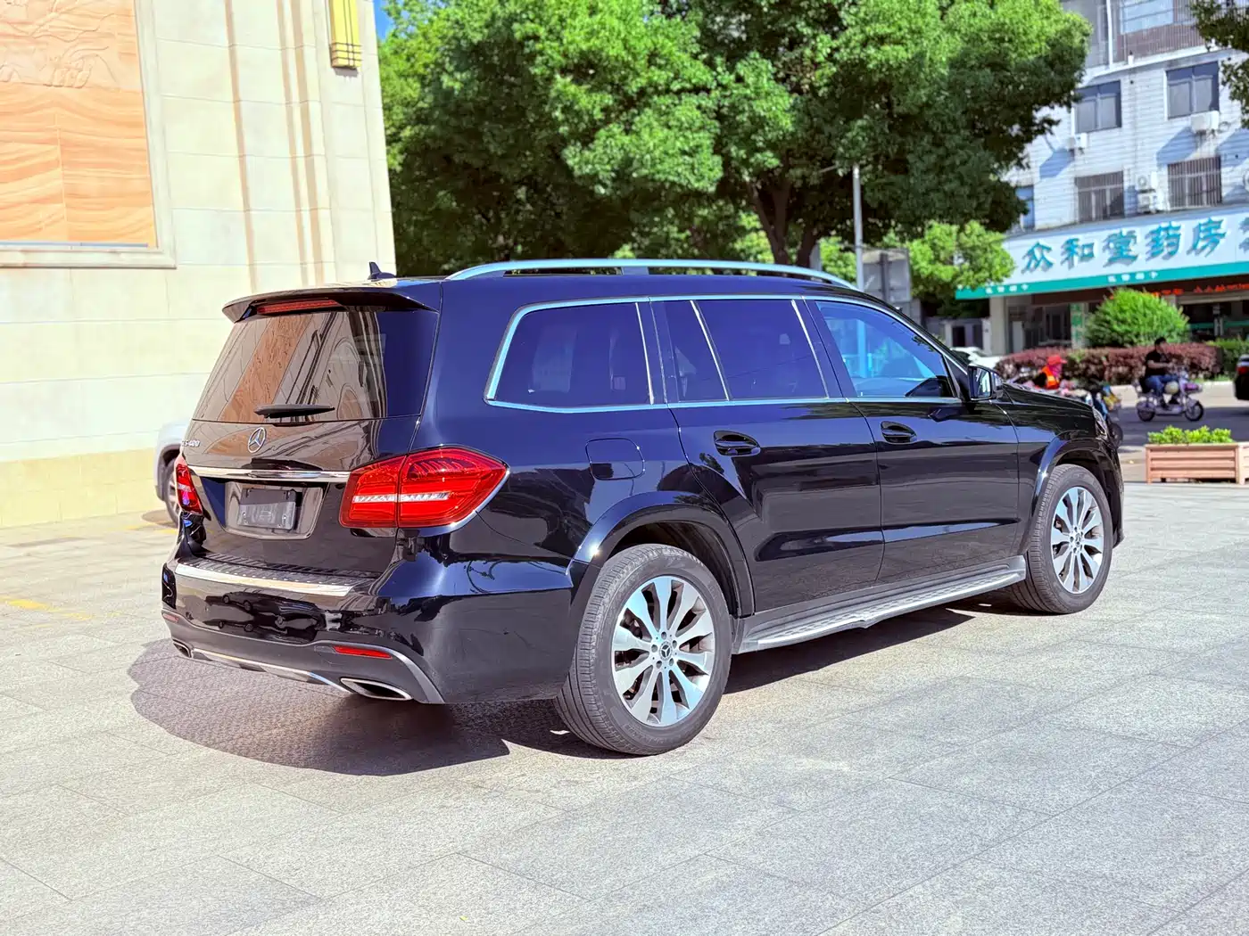 Mercedes-Benz GLS 2016 GLS 400 4MATIC Dynamic фото 4