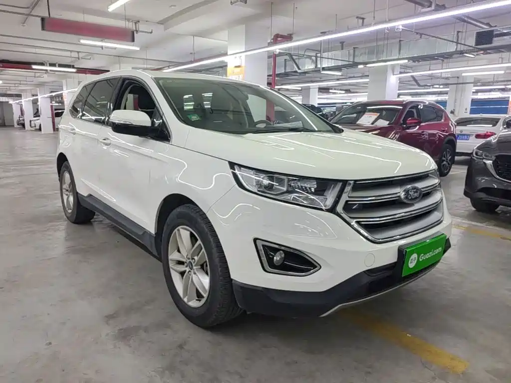 Фото 4 - Ford Edge
