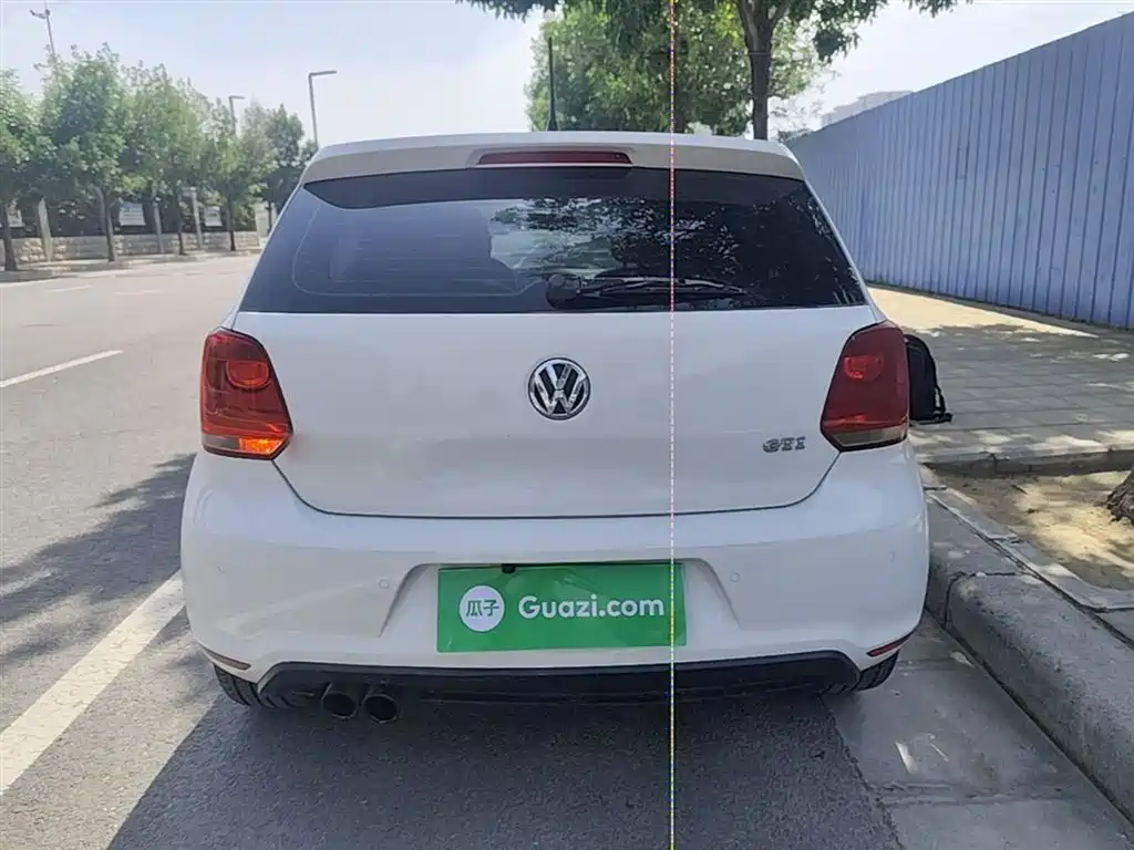 Volkswagen Polo 2012 1.4TSI GTI фото 6