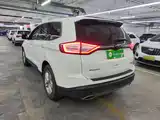 Фото 5 - Ford Edge