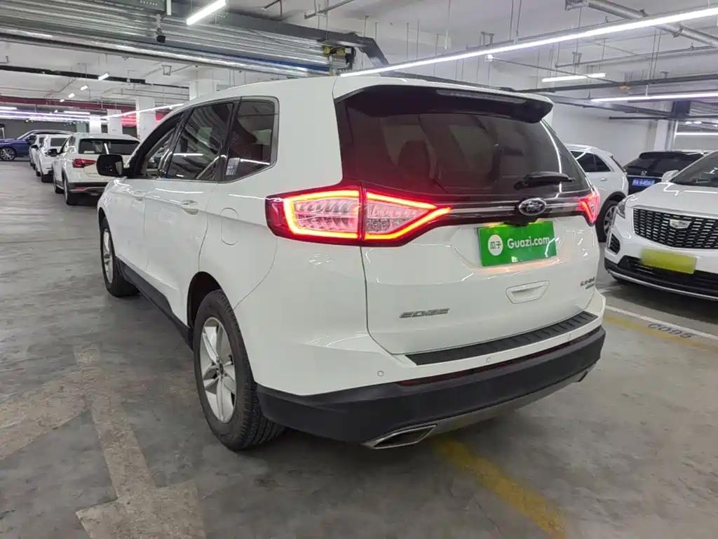 Фото 5 - Ford Edge
