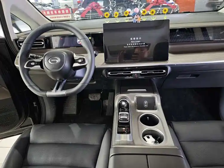 GAC Trumpchi Trumpchi E8 2024 Glory Series 2.0L Glory Edition фото 5