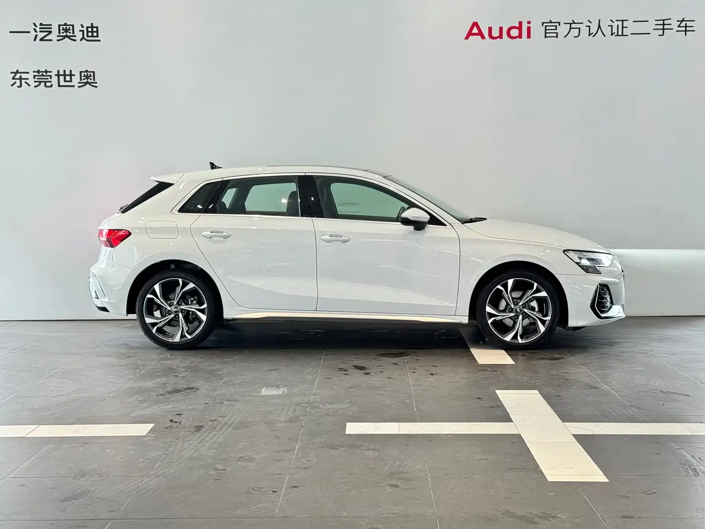 Audi A3 2025 Sportback 35TFSI Flying Premium фото 5