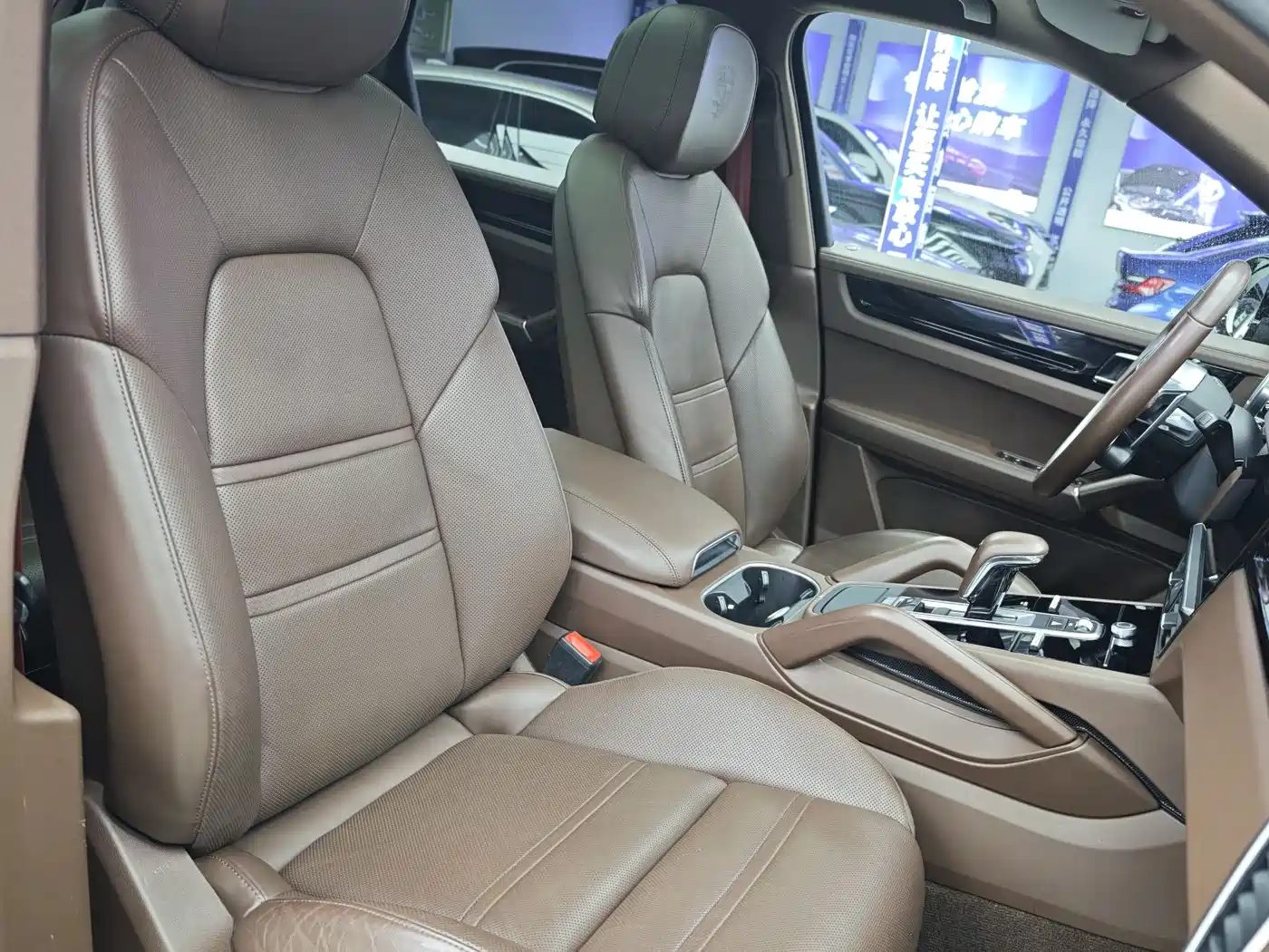 Porsche Cayenne 2022 Cayenne 3.0T Platinum Edition фото 15