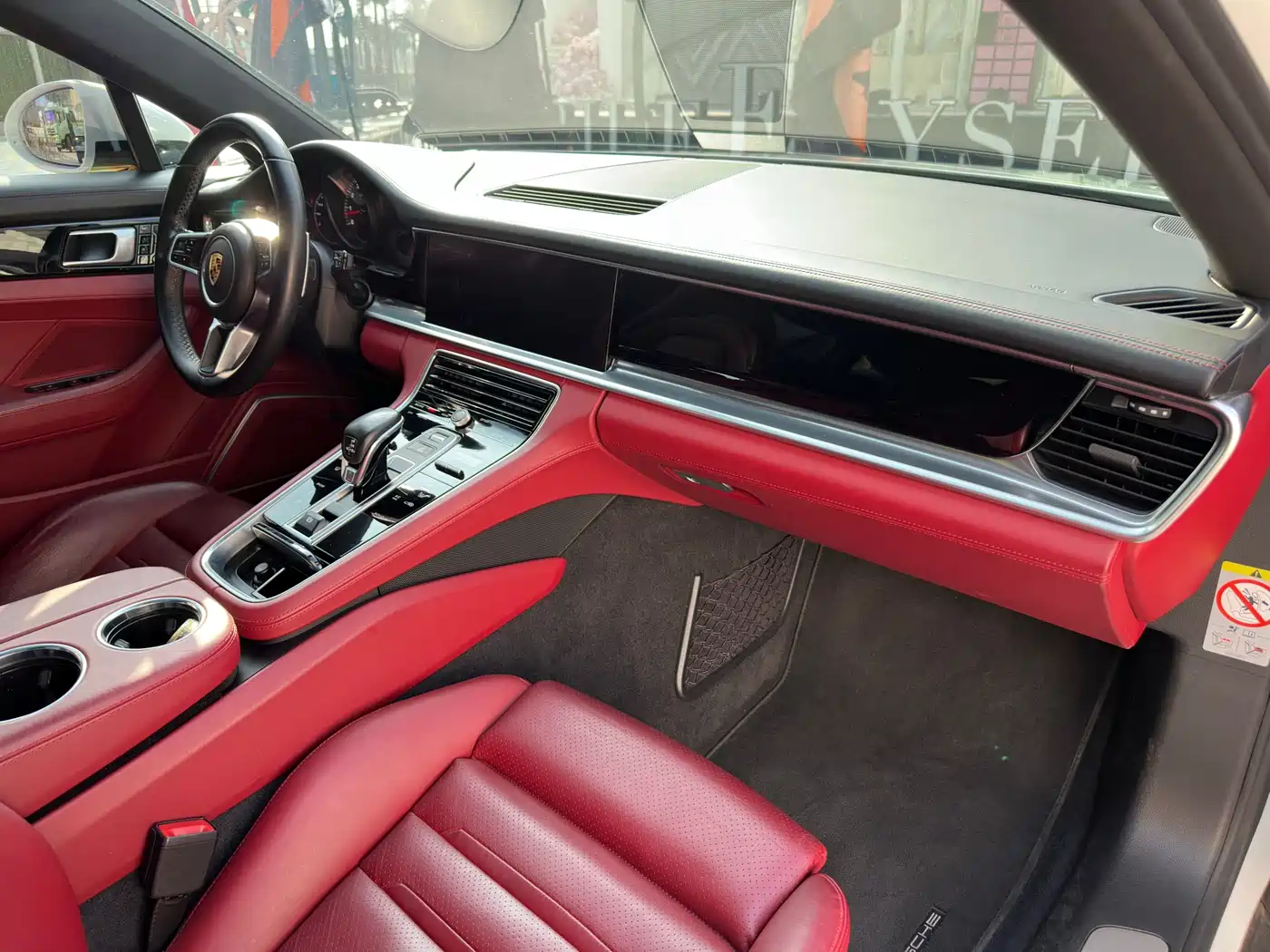 Porsche Panamera 2017 Panamera 4 Executive Long Wheelbase 3.0T фото 12