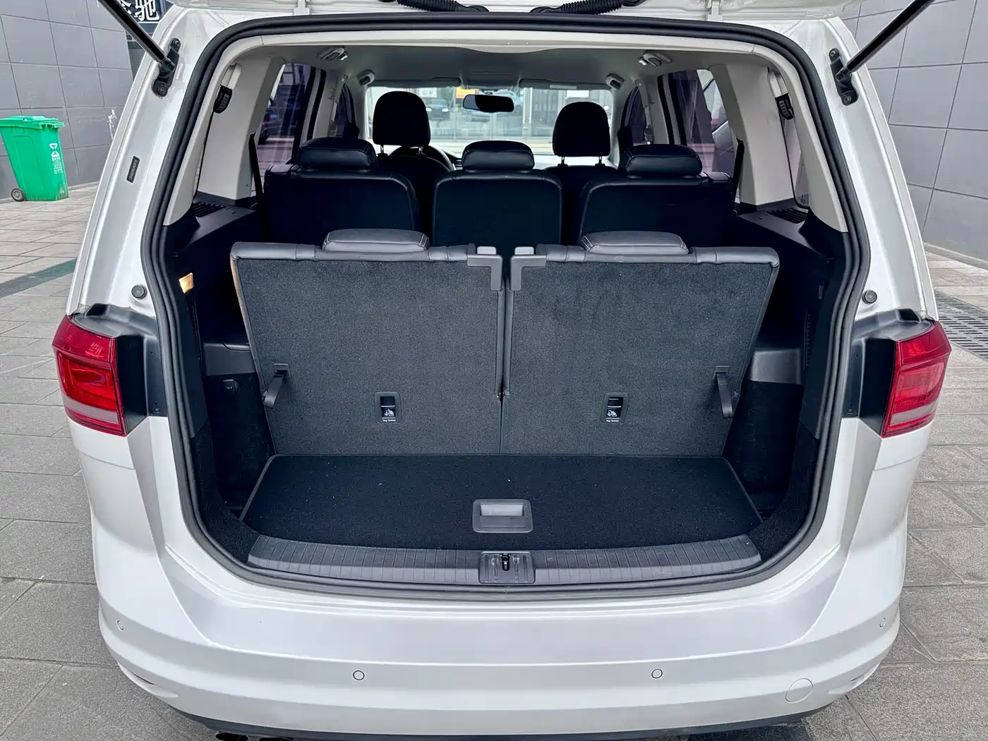 Volkswagen Touran 2018 Touran L 280TSI DSG Trendline 7-seater China V фото 20
