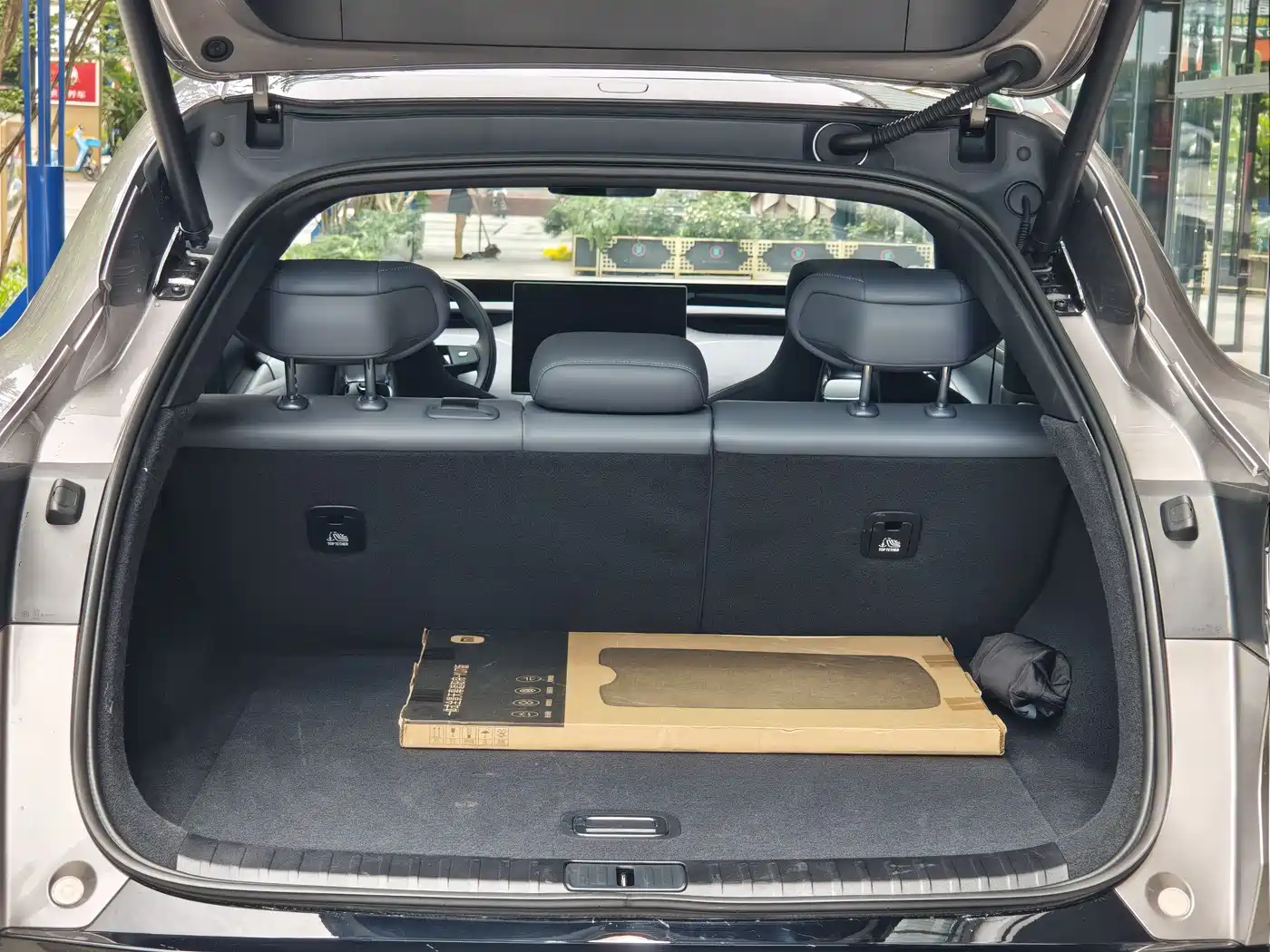 Xiaomi Auto Xiaomi YU7 2025 Extended Range RWD Edition фото 24