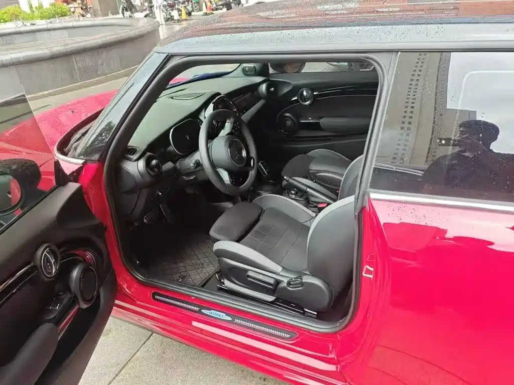 Фото 9 - MINI MINI