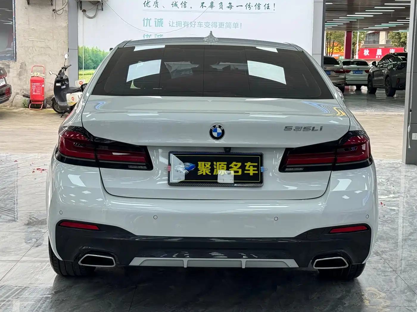 BMW 5 Series 2022 525Li M Sport Package фото 8