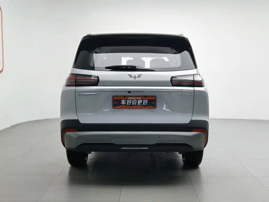 Фото 4 - Wuling Motors Starlight 560 NEV