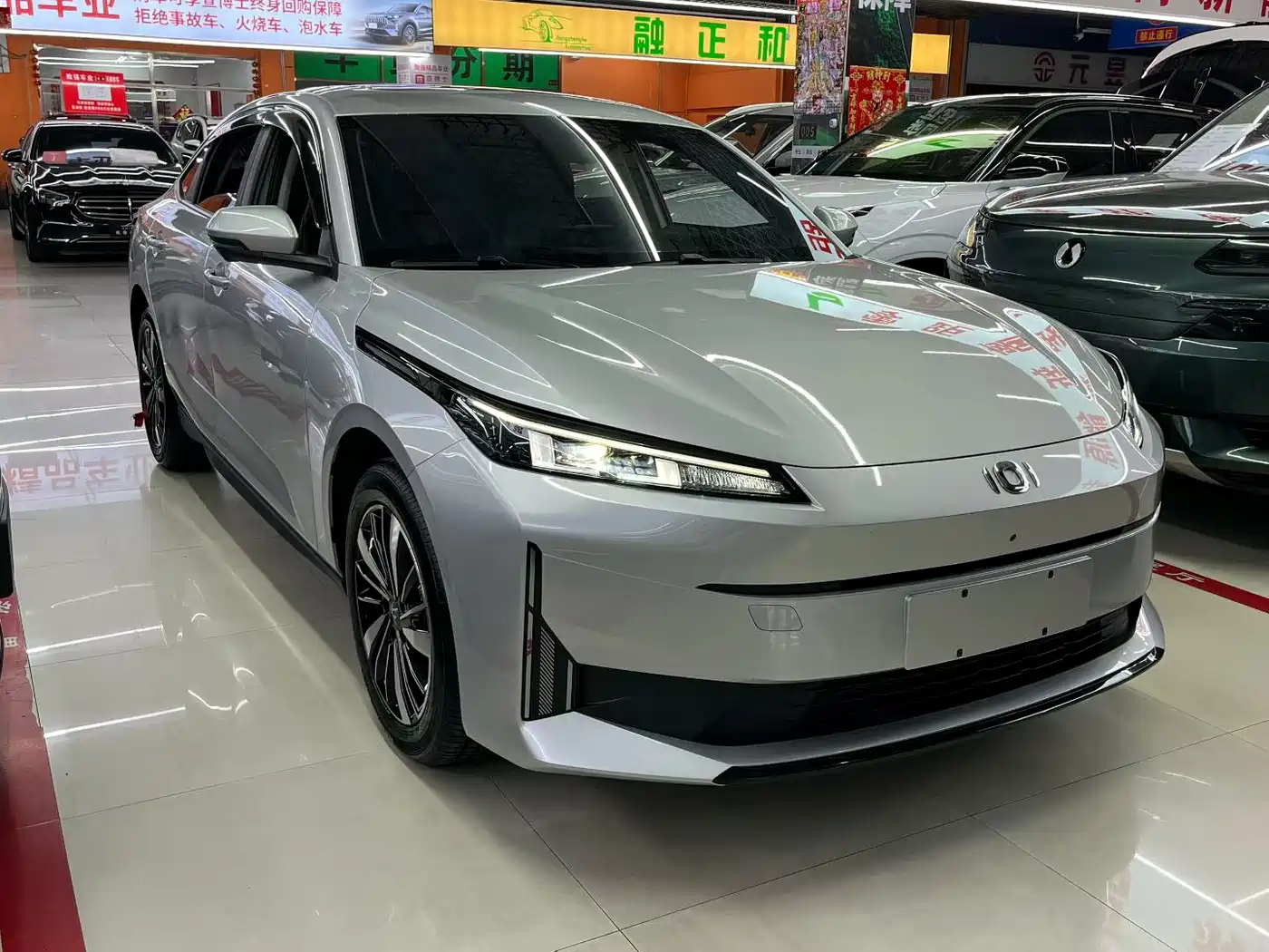 Changan Qiyuan A05 2025 2024 Deluxe Edition 70 Surpass