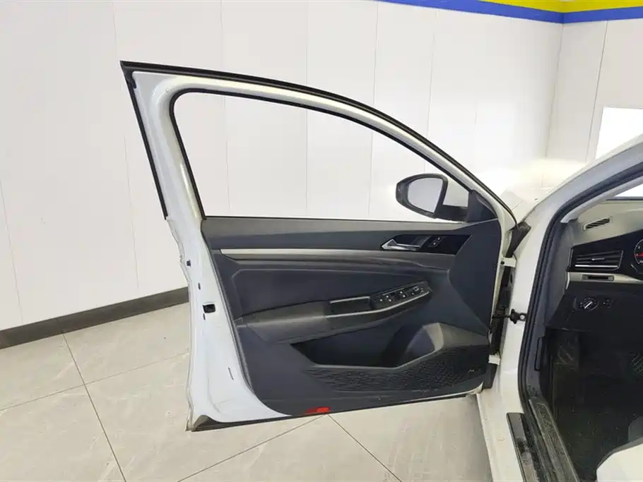 Volkswagen Bora 2019 Facelift 1.5L Automatic Elite China VI фото 7