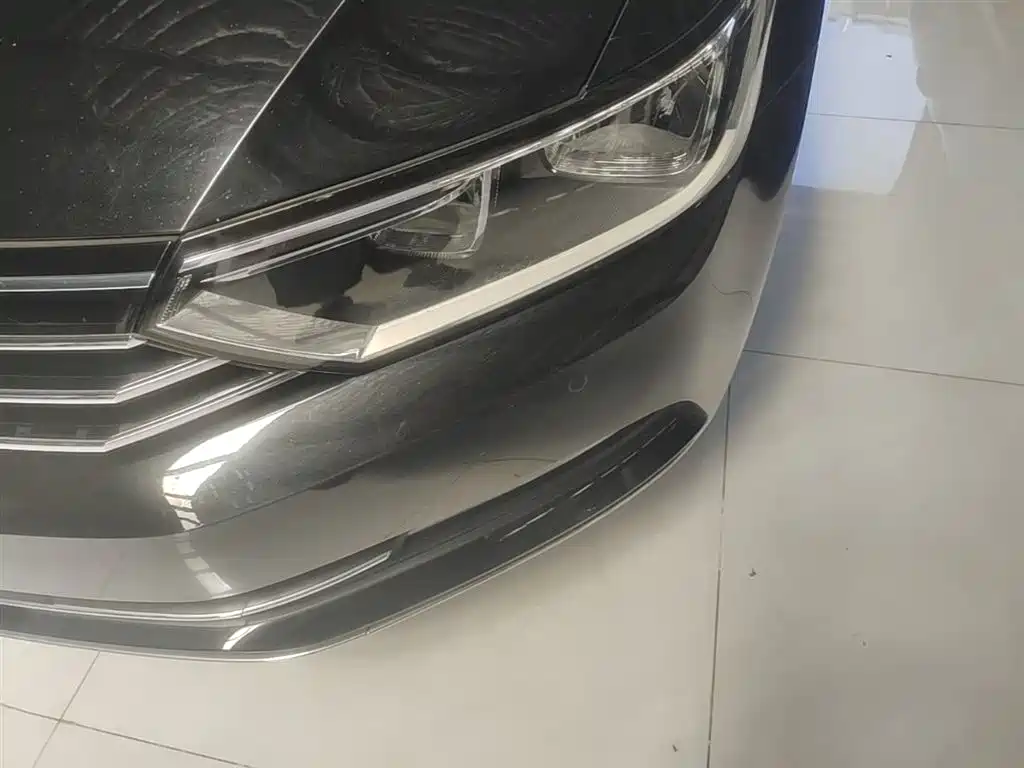 Volkswagen Magotan 2017 330TSI DSG Leading фото 24