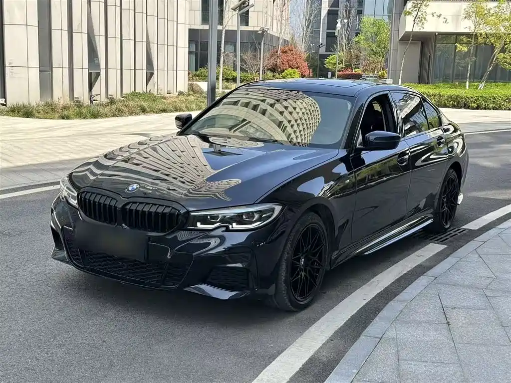 BMW 3-SERIES