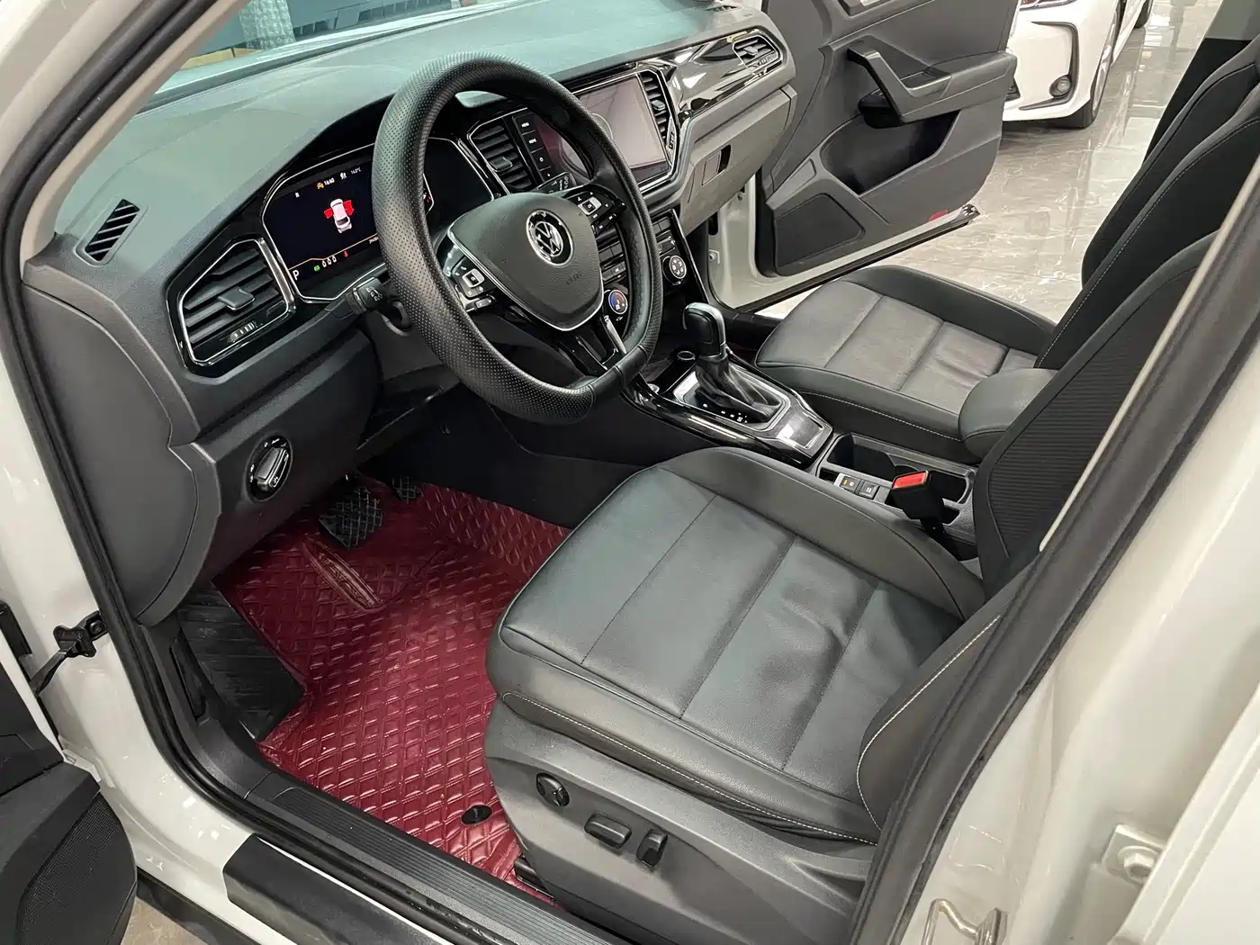 VOLKSWAGEN T ROC EXPLORING SONGS