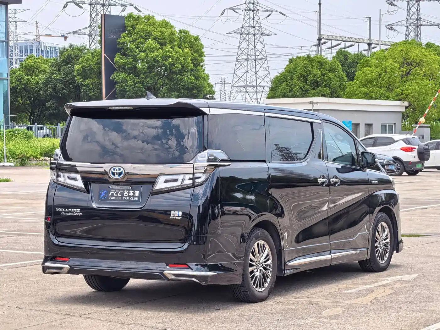 Toyota Vellfire 2020 2020 Twin Engine 2.5L HV Premium Edition