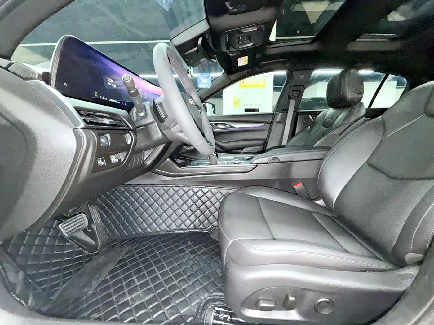 Cadillac CT5 2025 Model 28T Urban Sport Edition фото 4